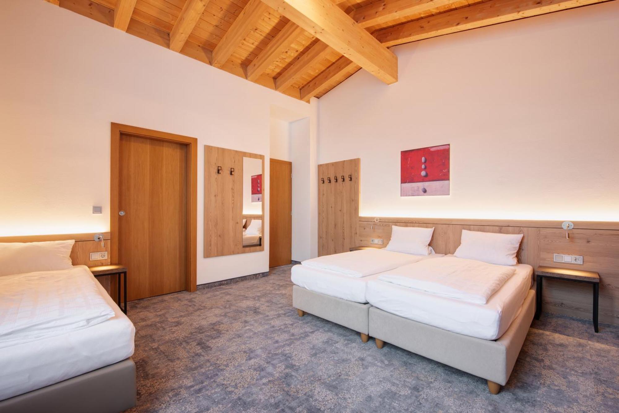 Hotel Alpenland Sankt Anton am Arlberg Bagian luar foto